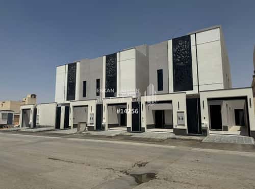 5 bedroom villa in Al Janadriyah 4