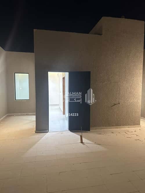 6 bedroom apartment in Al Janadriyah 4