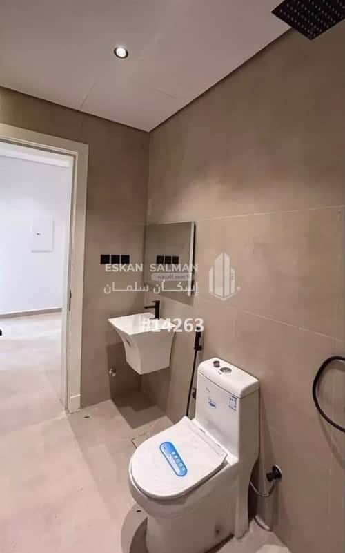 6 bedroom apartment in Al Hazm 2