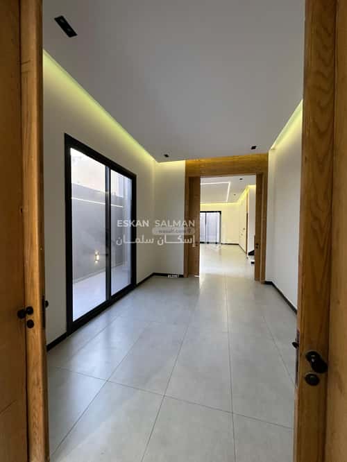 5 bedroom villa in Al Janadriyah 3