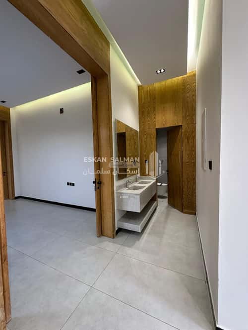 5 bedroom villa in Al Janadriyah 6