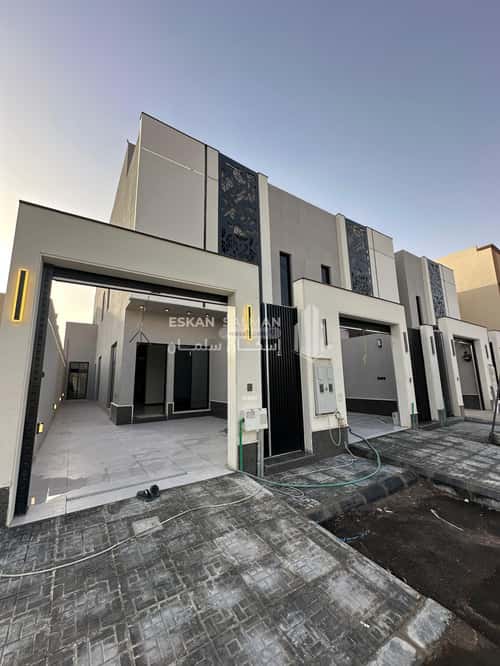 5 bedroom villa in Al Janadriyah 2