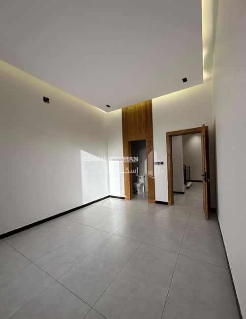 5 bedroom villa in Al Janadriyah 4