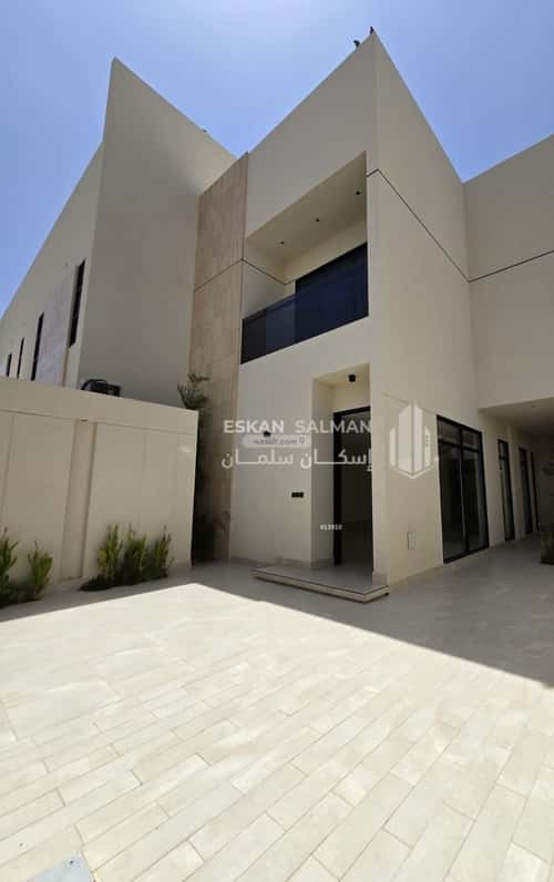 7 bedroom villa in At Taawon 10