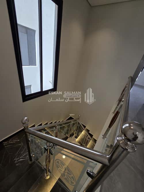 9 bedroom villa in Al Maizilah 8