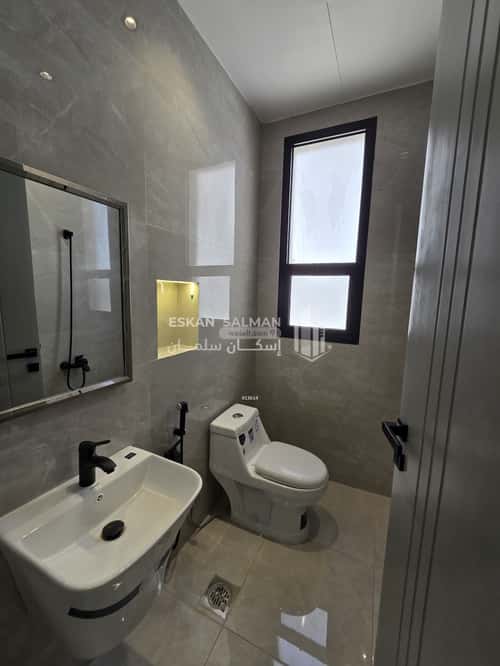 9 bedroom villa in Al Maizilah 18