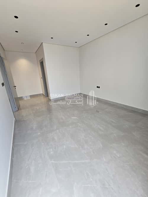 9 bedroom villa in Al Maizilah 2