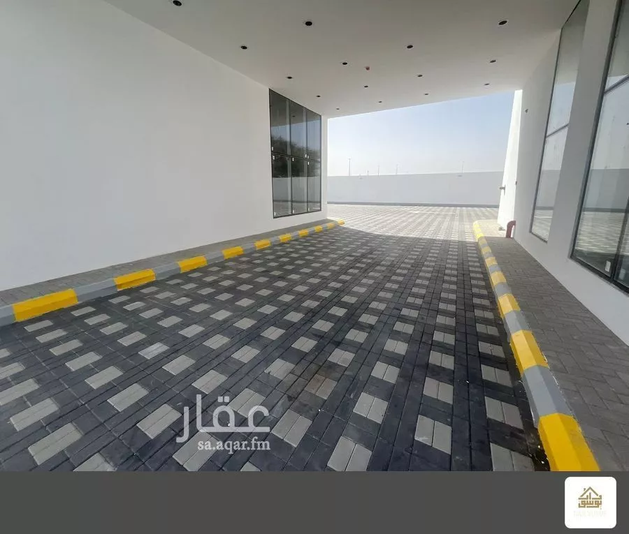 7033 sqm warehouse in Al Aziziyah 5