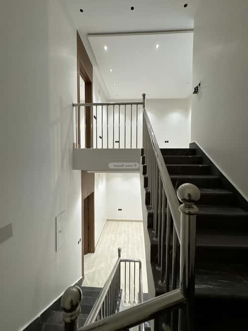 5 bedroom villa in Al Rimal 7