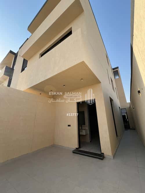 5 bedroom floor in Al Bayan 9