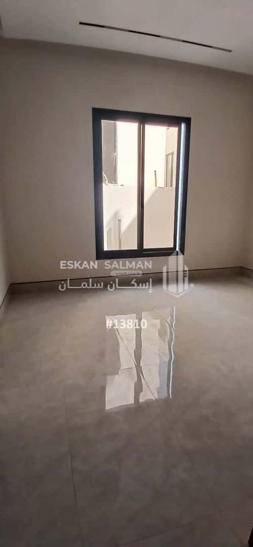 شقة 4 غرف في الرمال 3