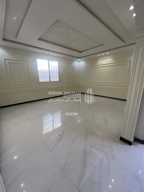 11 bedroom villa in Al Rimal 7
