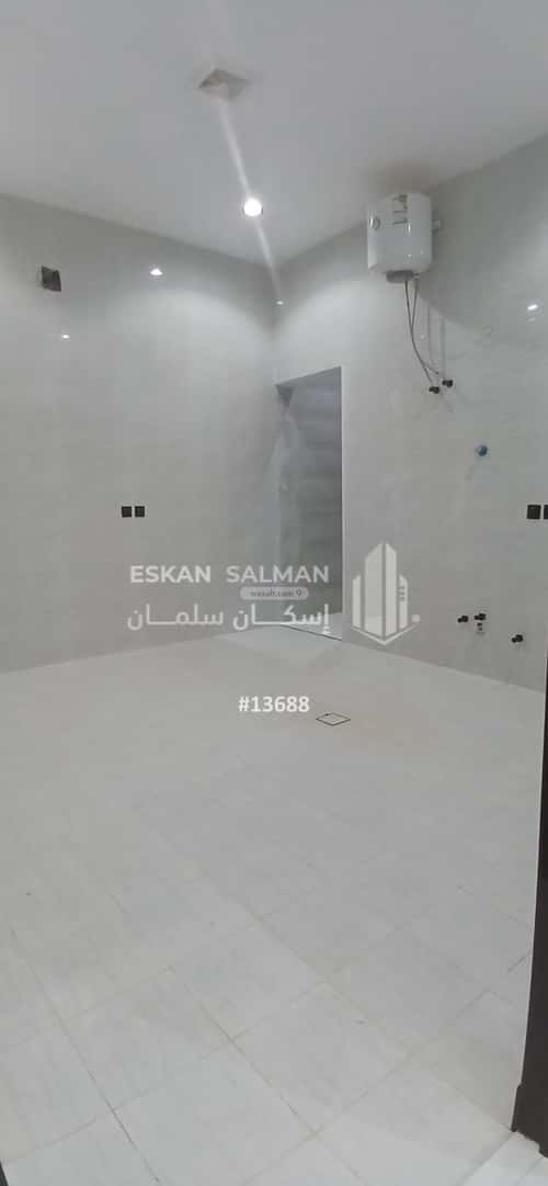 6 bedroom floor in Al Janadriyah 3