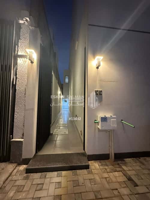 6 bedroom apartment in Al Rimal 4
