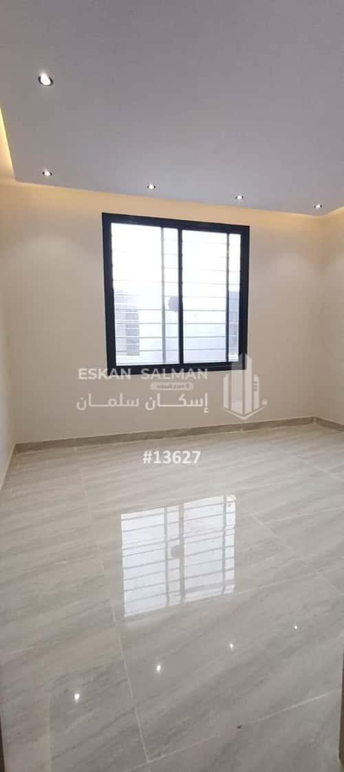 5 bedroom apartment in Al Janadriyah 2