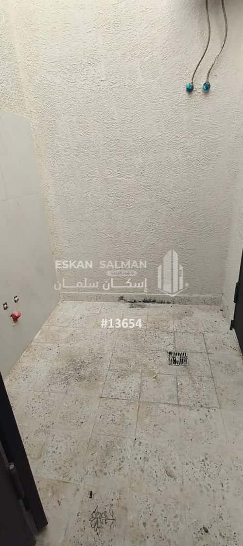 فيلا 9 غرف في السعادة 5