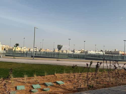 4 bedroom apartment in Al Hazm 5