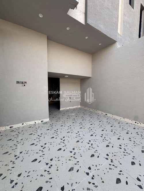 5 bedroom apartment in Badr 8