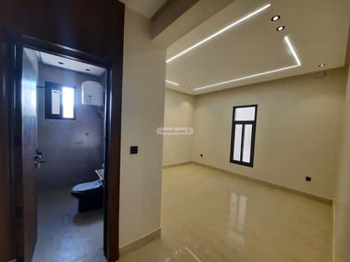 5 bedroom floor in Tuwaiq 2