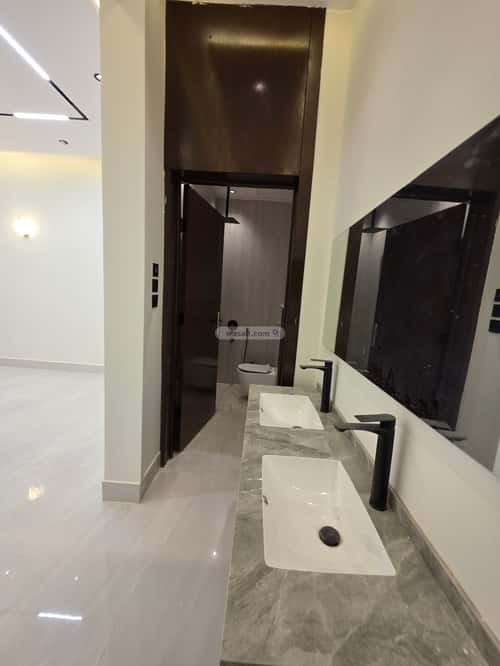 5 bedroom floor in Badr 1