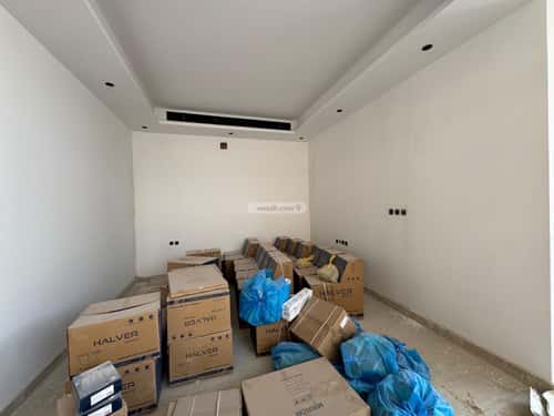 5 bedroom villa in King Faisal 4