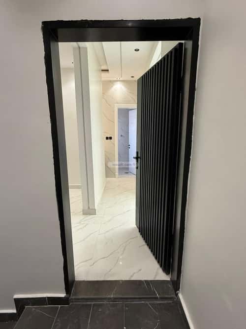 5 bedroom apartment in Al Janadriyah 3