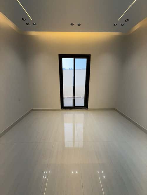 6 bedroom apartment in Al Janadriyah 2