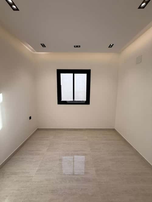 4 bedroom apartment in Al Maizilah 8