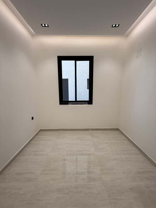 4 bedroom apartment in Al Maizilah 11