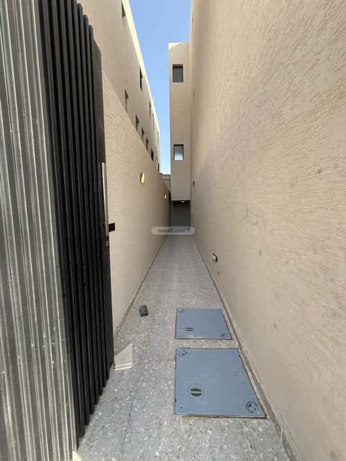 4 bedroom apartment in Al Maizilah 10