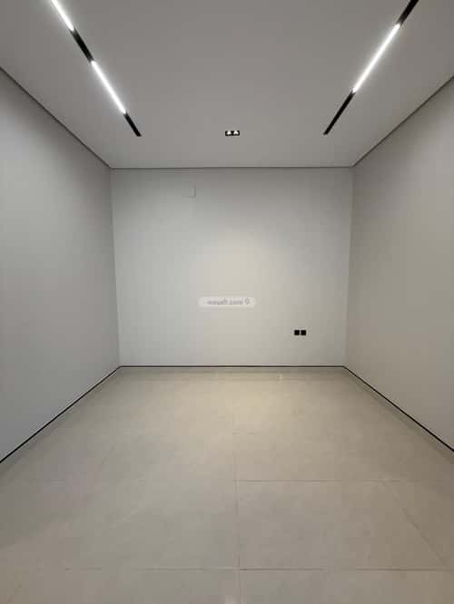 10 bedroom villa in Al Janadriyah 1