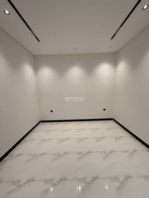 5 bedroom floor in Al Janadriyah 2