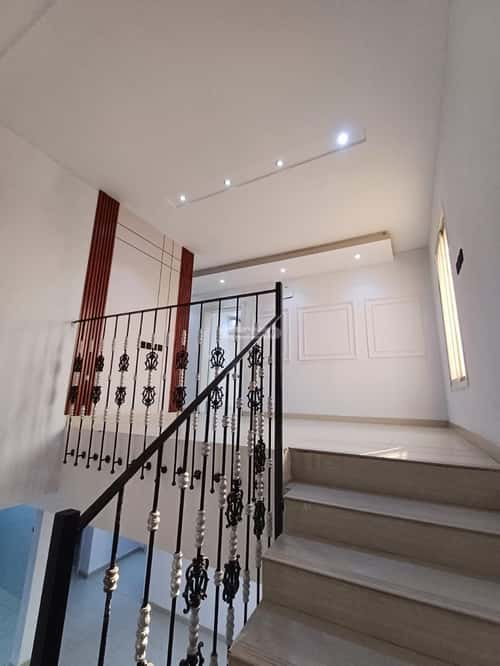 4 bedroom apartment in Al Hazm 2