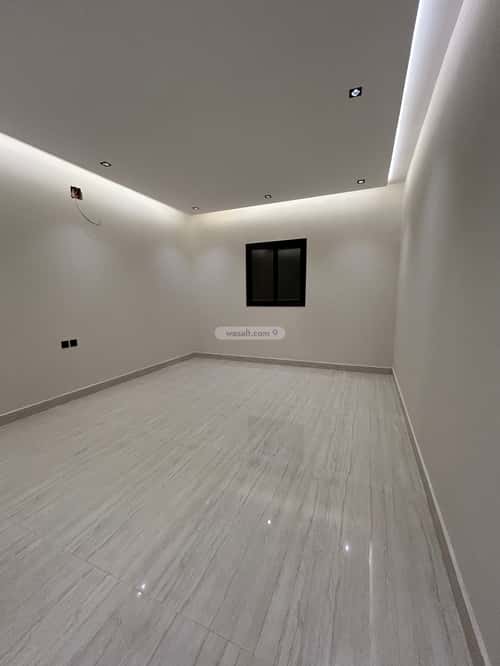 5 bedroom floor in Tuwaiq 1