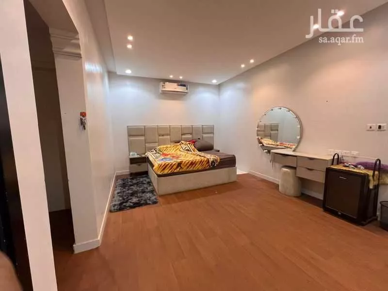 دور 4 غرف في العزيزية 18