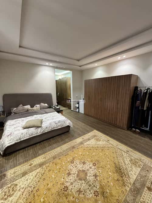 8 bedroom villa in Al Aridh 11