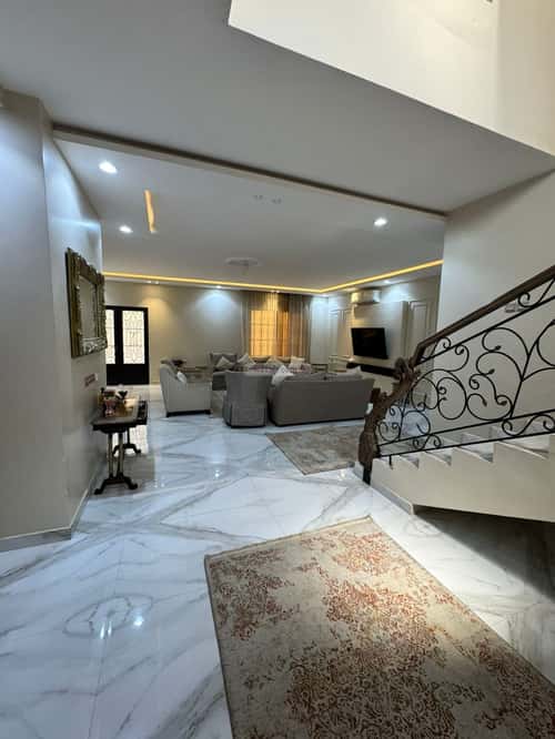 8 bedroom villa in Al Aridh 4