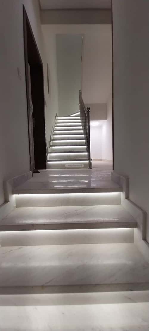 5 bedroom villa in Al Mahdiyyah 1