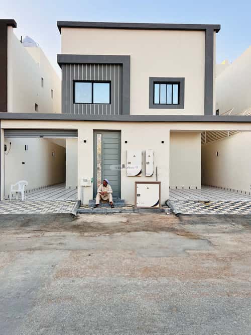 6 bedroom floor in Al Aziziyah 2