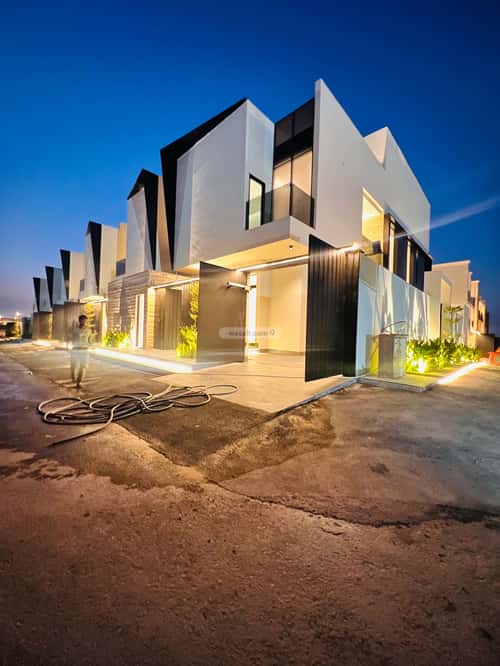 6 bedroom villa in Al Narjis 1