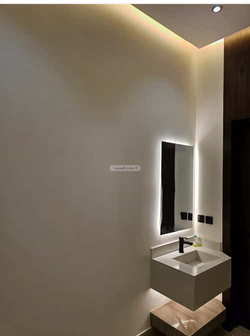 5 bedroom villa in Dhahrat Laban 3