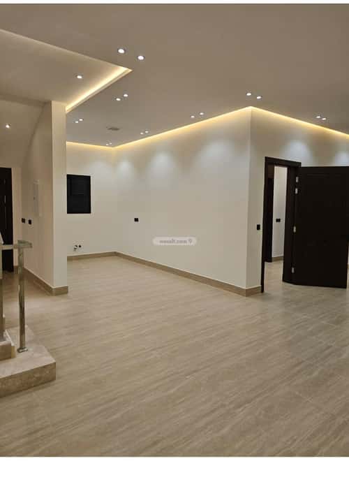 5 bedroom villa in Dhahrat Laban 4