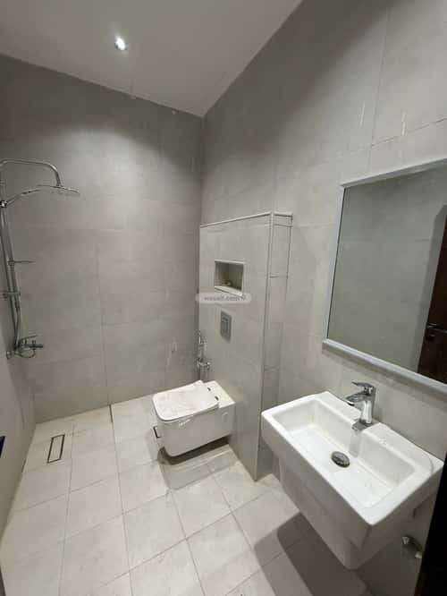 5 bedroom floor in Al Janadriyah 14