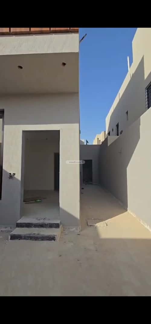 5 bedroom floor in Okaz 4