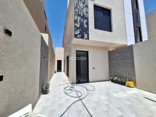 4 bedroom floor in Al Rimal 6