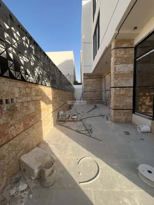 4 bedroom villa in Al Mahdiyyah 5