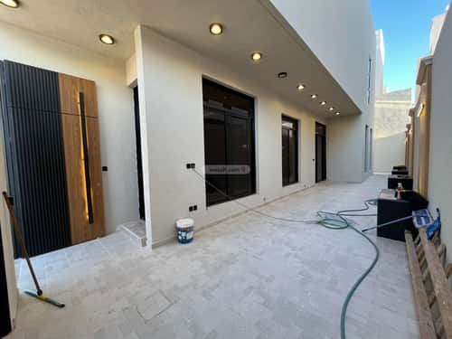5 bedroom villa in Al Mahdiyyah 4