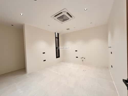 6 bedroom villa in Al Mahdiyyah 3