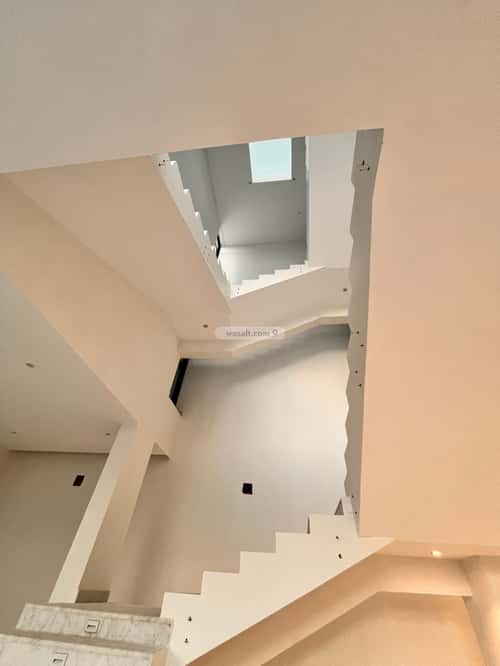 4 bedroom villa in Al Mahdiyyah 5