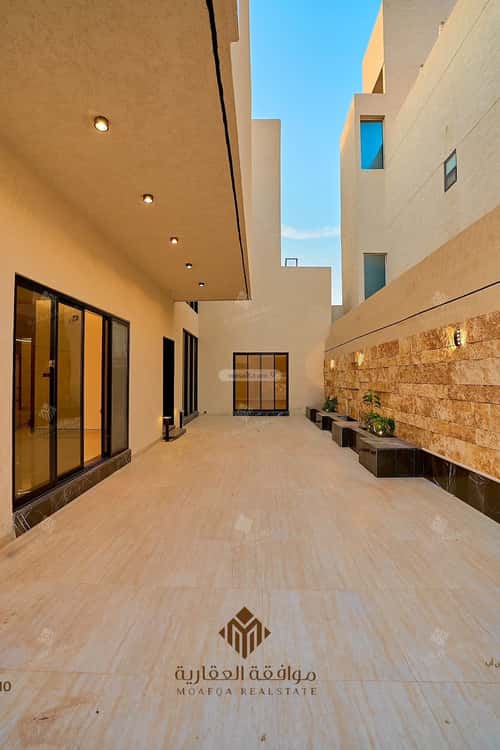 6 bedroom villa in Al Mahdiyyah 11